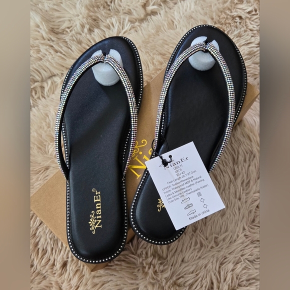 NianEr Womens Microfiber Leather Sparkly Dress Flip Flops #871 - Picture 2 of 12